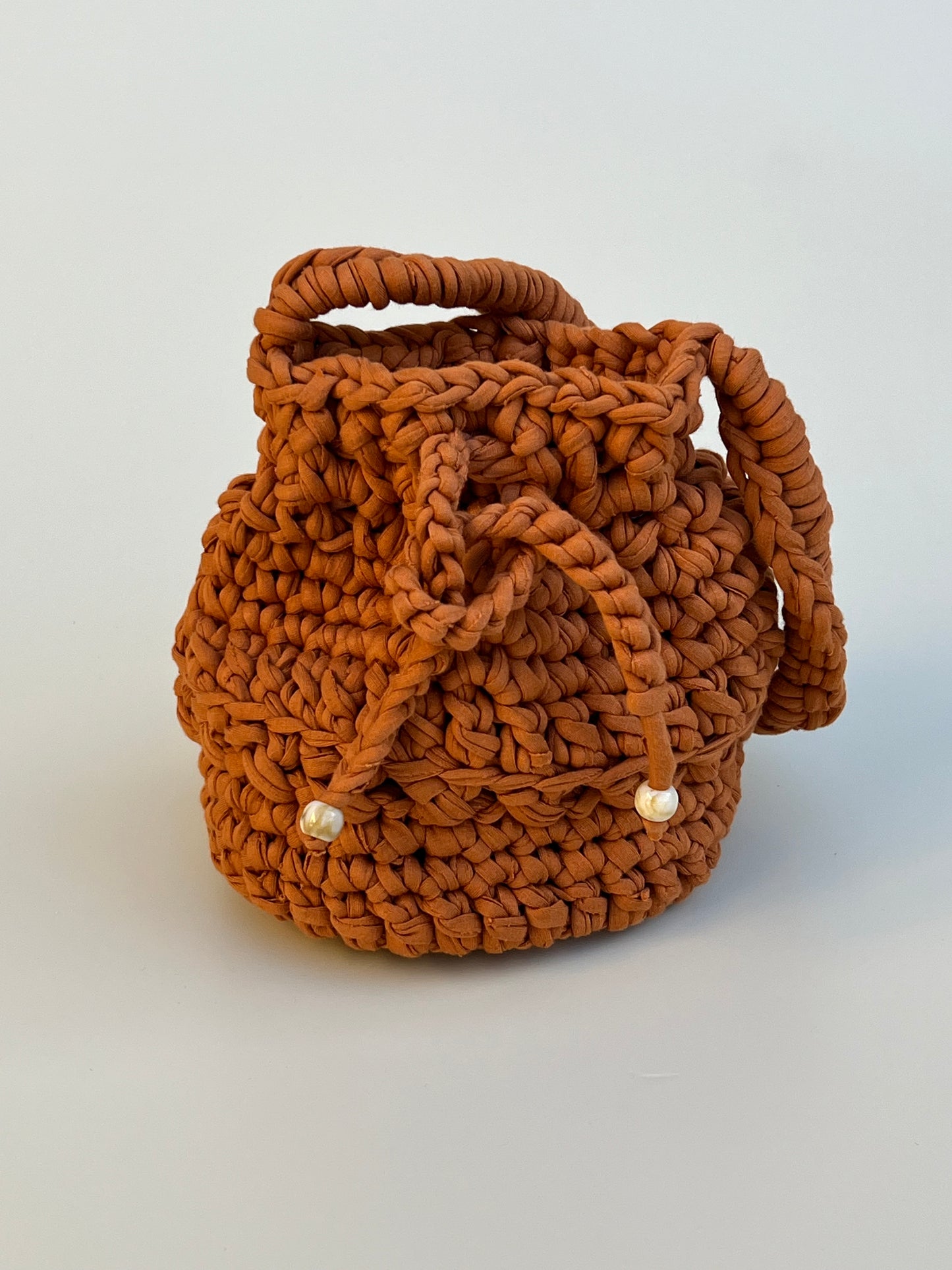 Bucket bag