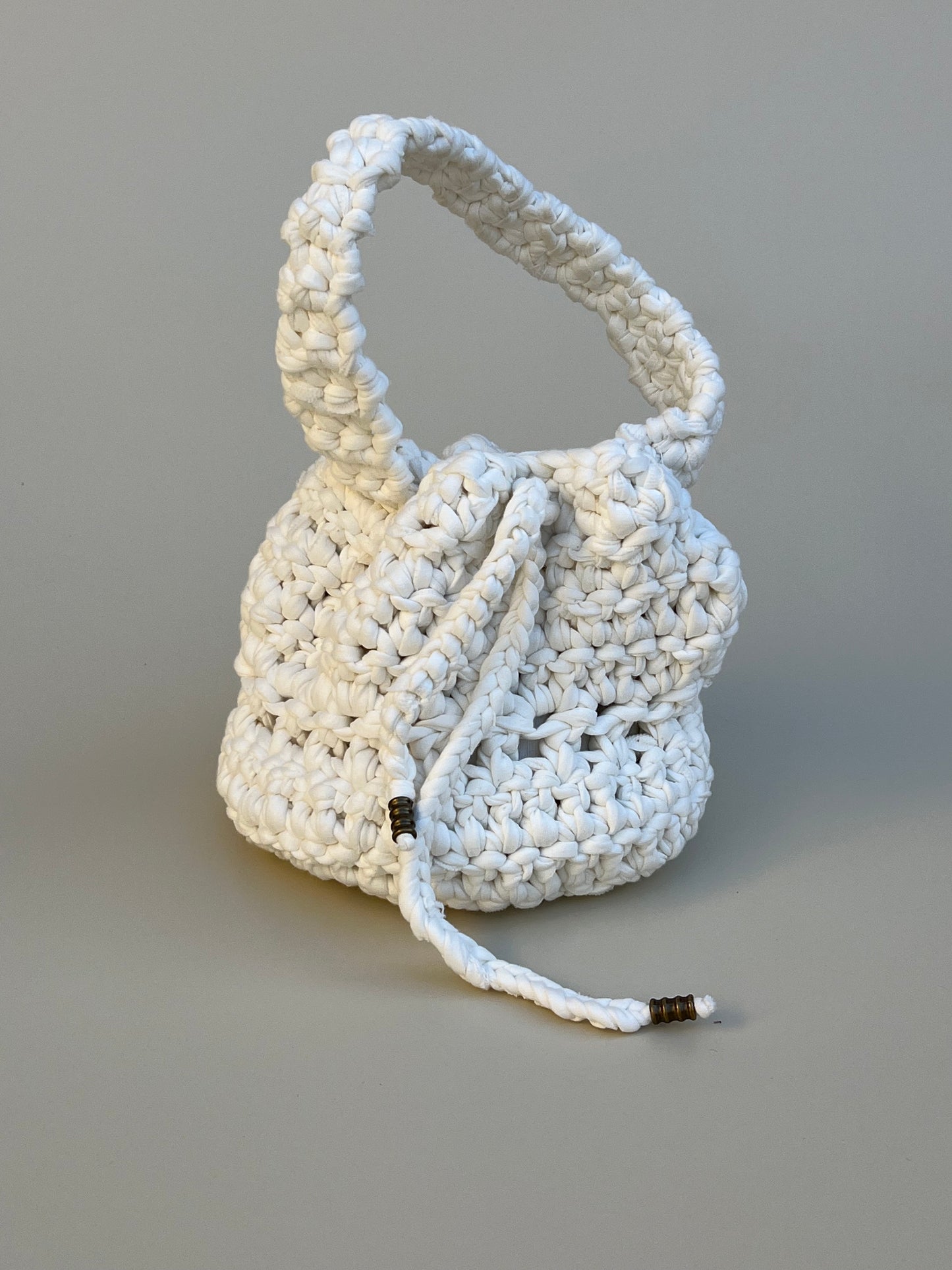 Bucket bag